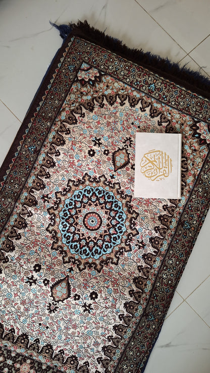 Almas Light Prayer Mat