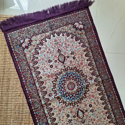 Almas Light Prayer Mat