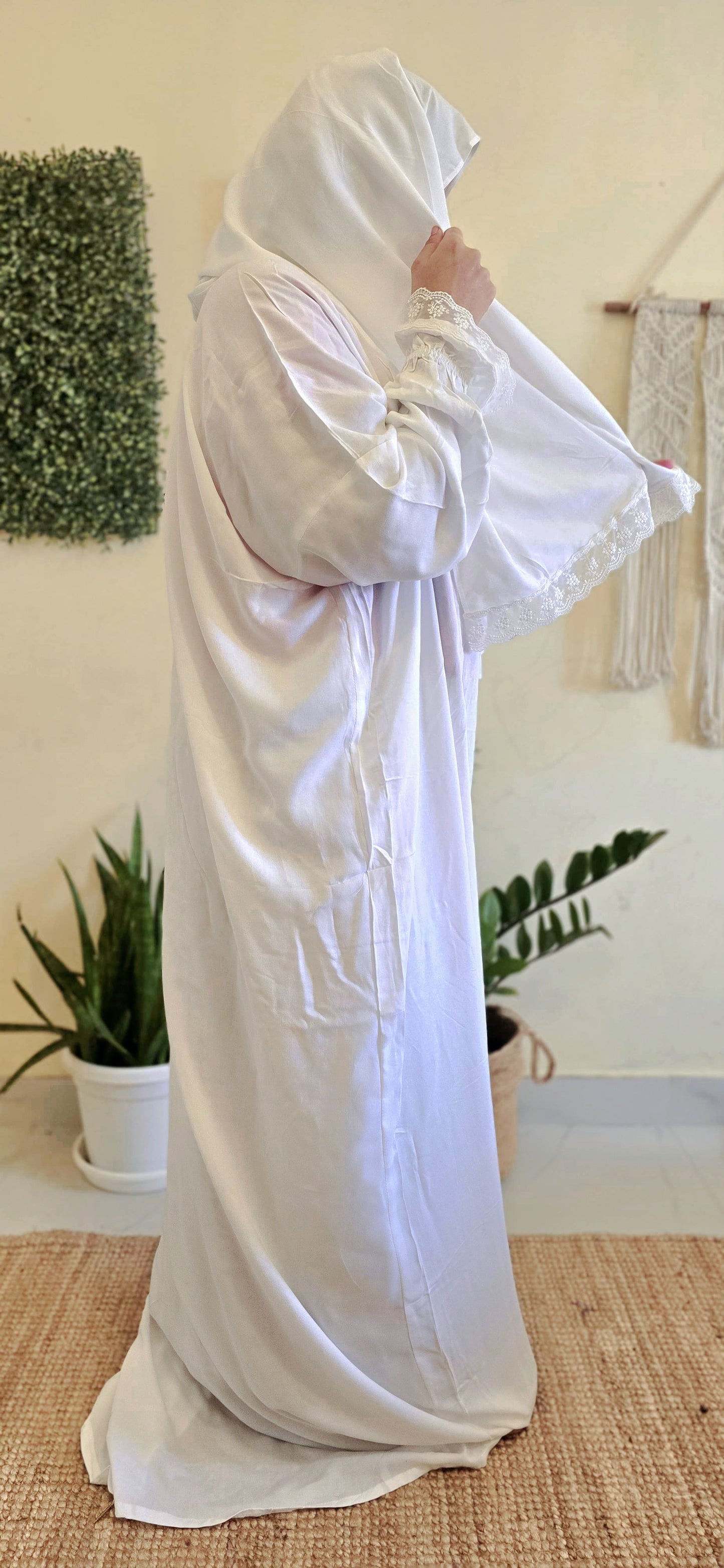 White Prayer Jilbab